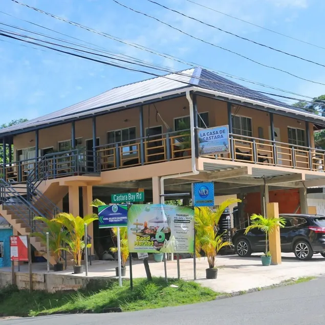 La Casa de Castara - Image 1