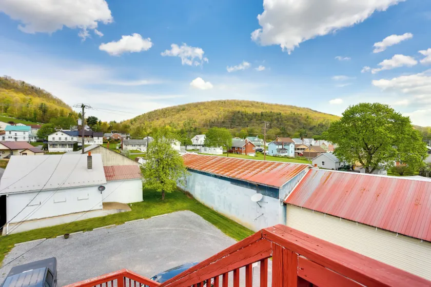 Loganton Townhome, Near Fly Fishing & Hiking! - Image 1