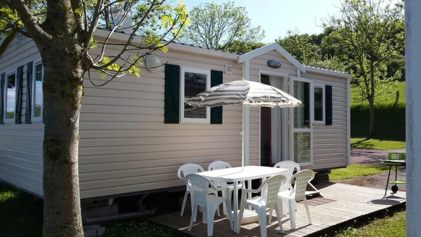 Camping le Mont Joli Bois - Image 1