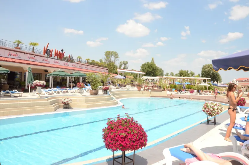 Vox Maris Grand Resort - Image 1