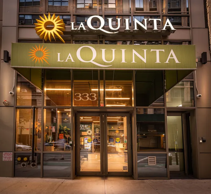 La Quinta by Wyndham Time Square South - Image 1