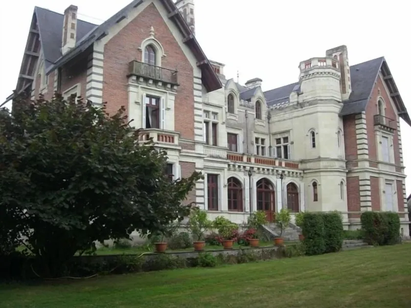 Château de Belle Poule - Image 1