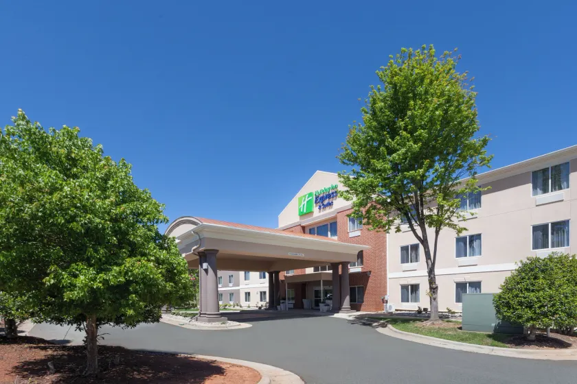 Holiday Inn Express Hotel & Suites Mebane by IHG - Image 1