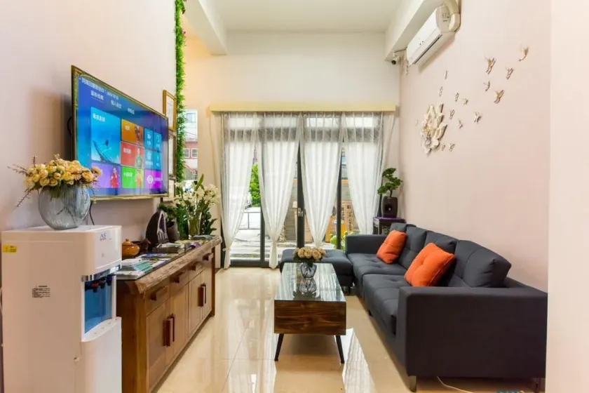 Jinguann B&B - Image 1