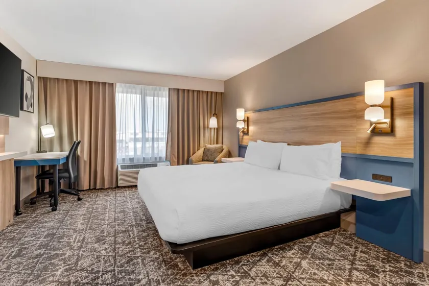 Country Inn & Suites by Radisson, Modesto-Salida - Image 1