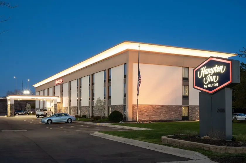 Hampton Inn Janesville - Image 1