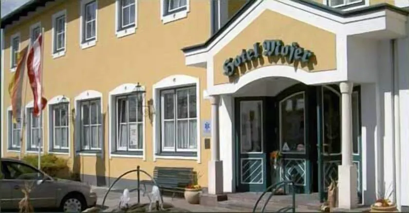 Hotel-Restaurant Moser Pöchlarn - Image 1