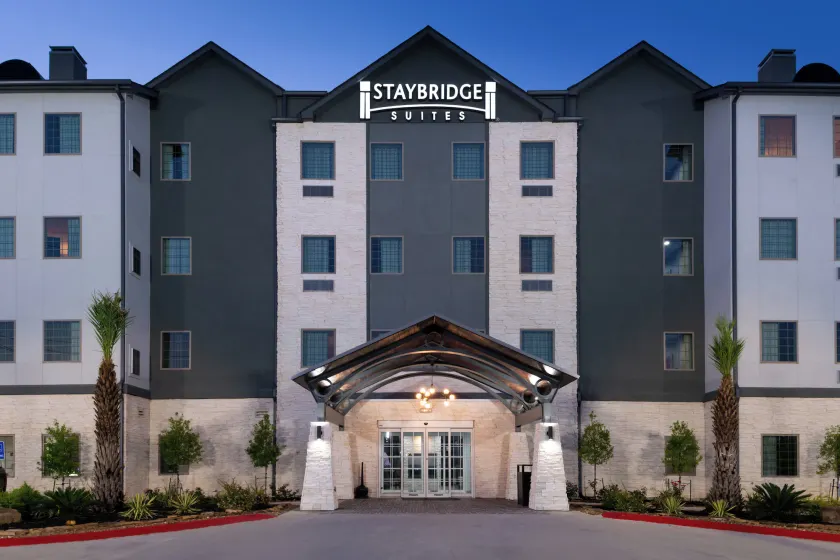 Staybridge Suites - Lake Charles by IHG - Image 1