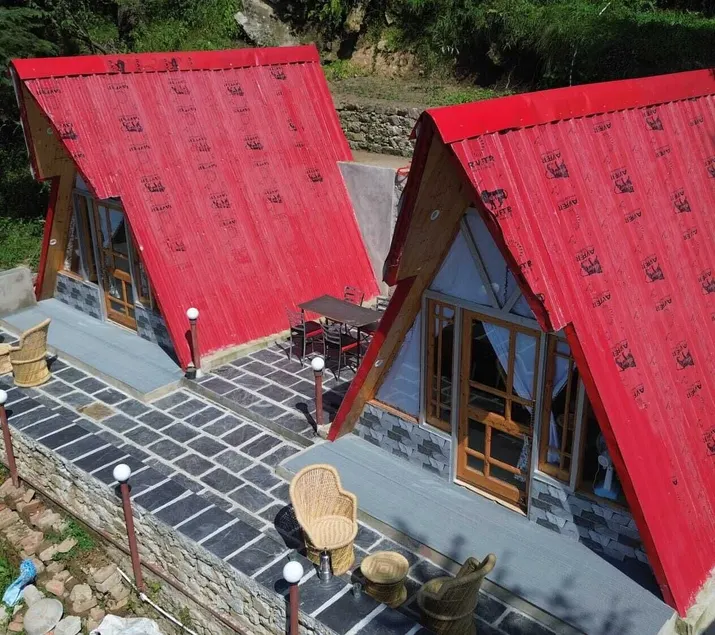 Eva Cabins - Image 1