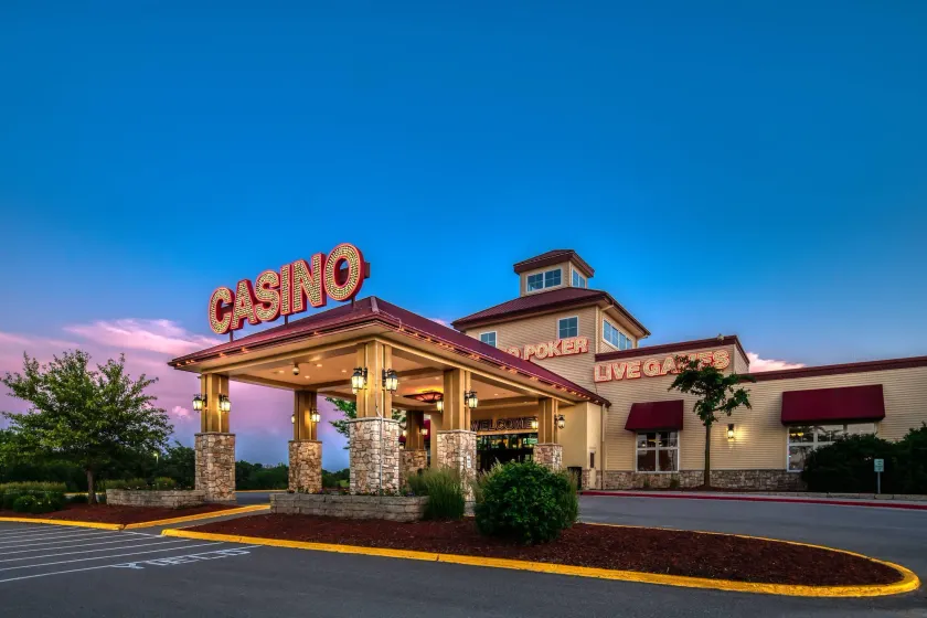 Lakeside Hotel Casino, a Travelodge by Wyndham - Image 1