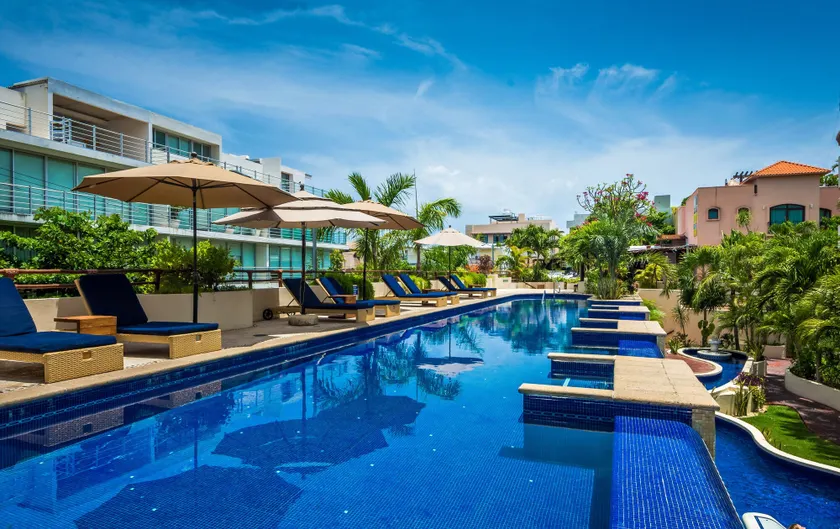 Porto Playa Condo Hotel and Beach Club - Image 1