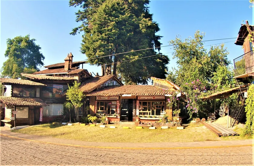 Hotel Cabaña Los Ruiseñores - Image 1