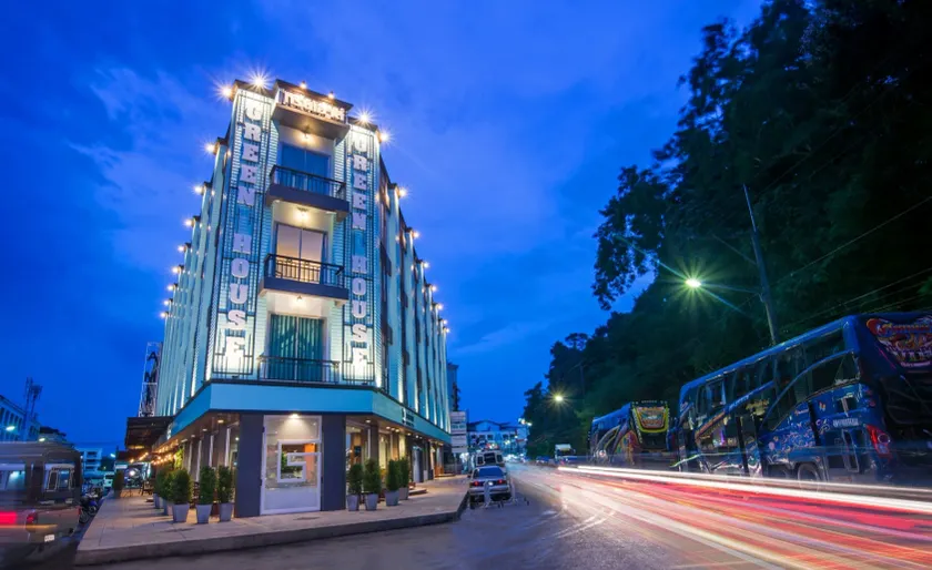 Green House Hotel - Image 1