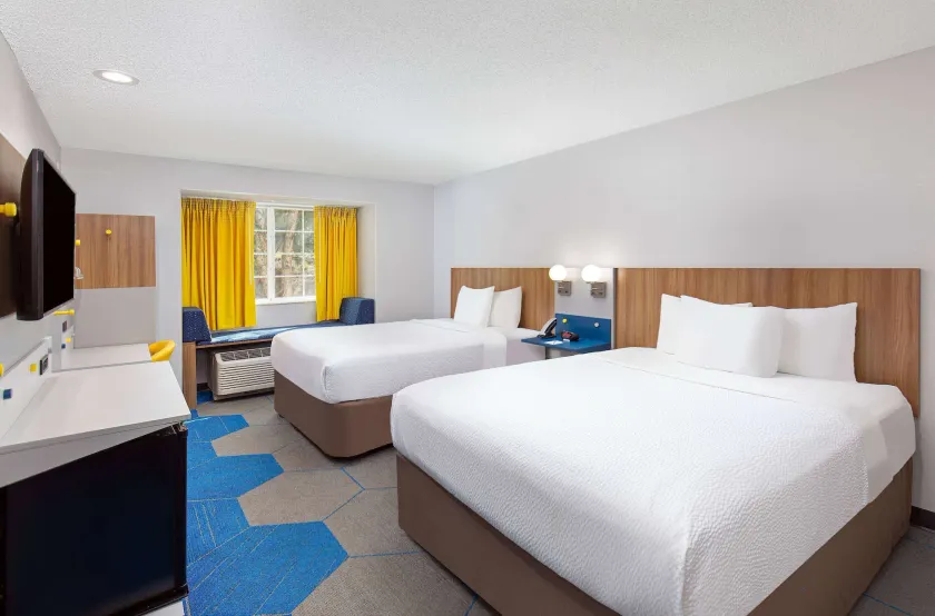 Microtel Inn & Suites Columbus North - Image 1