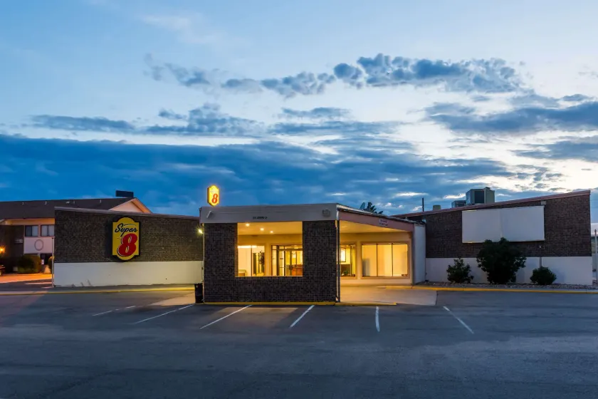 Super 8 by Wyndham Sterling CO - Image 1