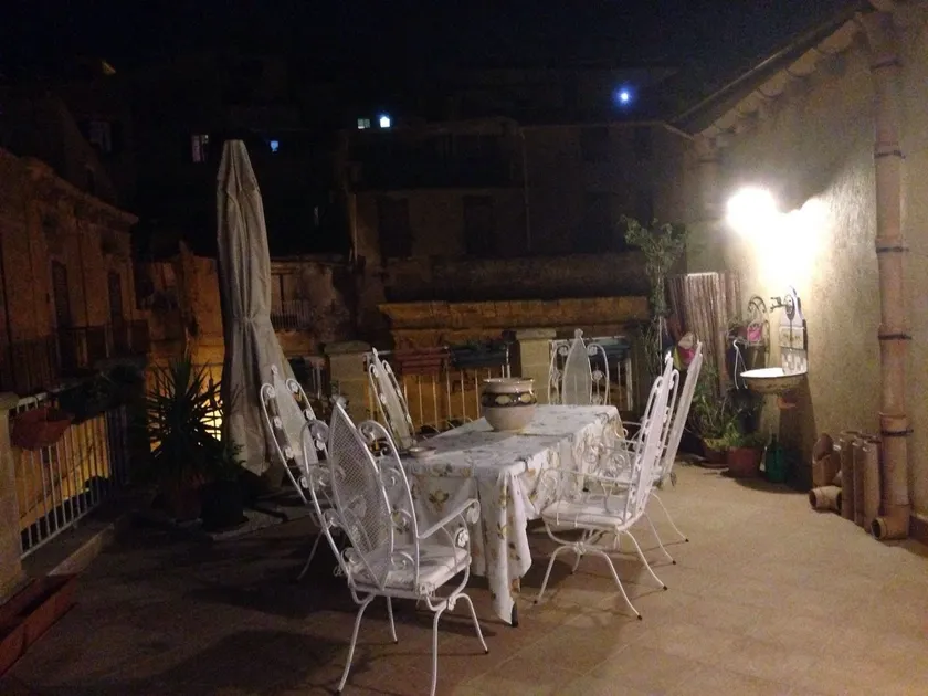 B&B Batarà - "La Terrazza del Centro" - Image 1