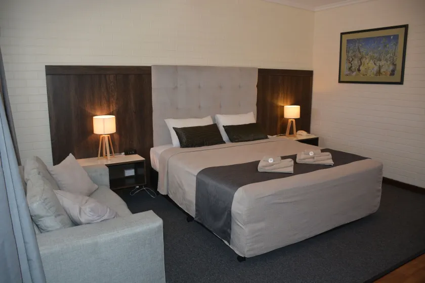 Angaston Vineyards Motel - Image 1