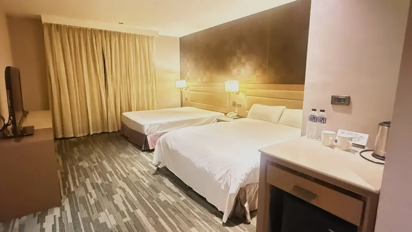 Chiayi Oriental Pearl International Hotel - Image 1