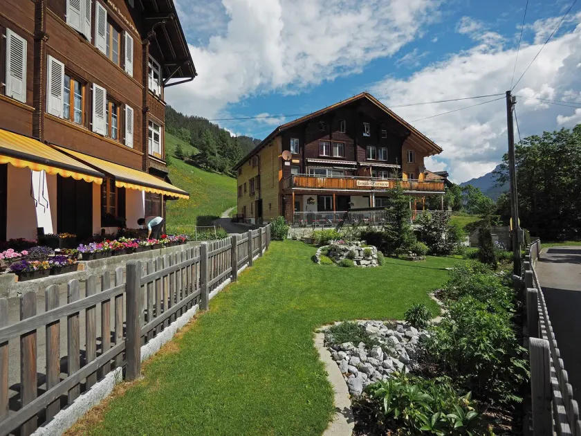 Esthers Guesthouse - Image 1