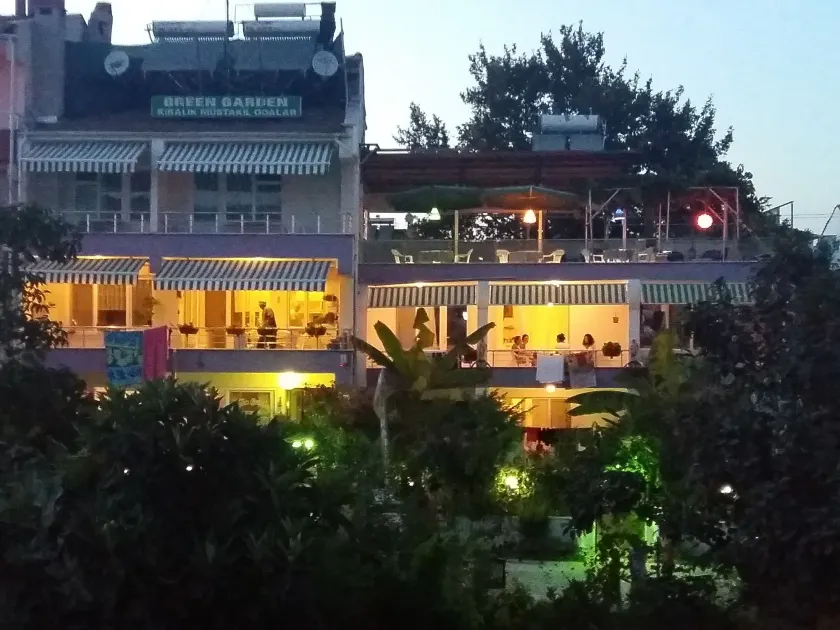 Kumbağ Green Garden Pansiyon - Image 1