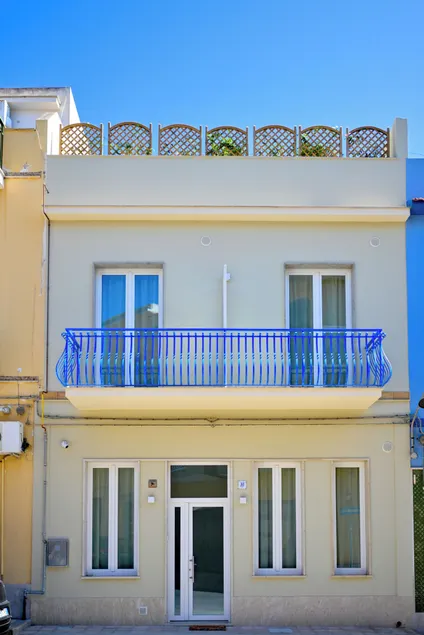 B&B Dreaming - Image 1