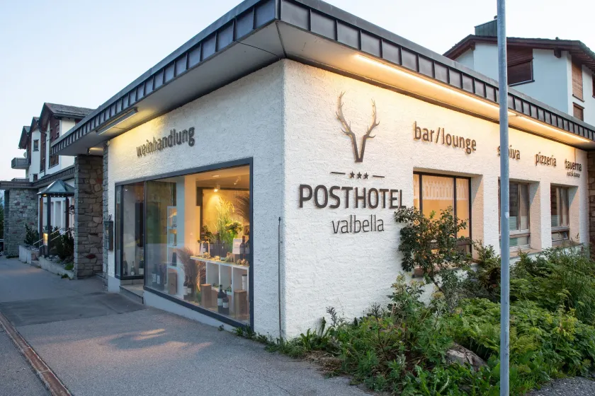 Posthotel Valbella - Berge, Spa & Wir - Image 1