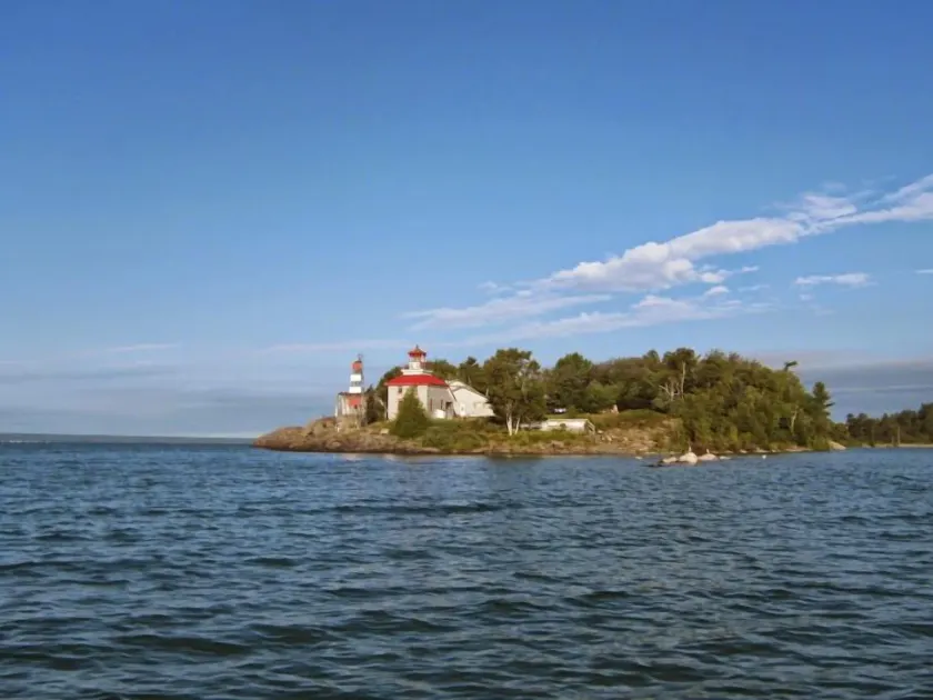 Bruce Bay Cottages & Lighthouse - Image 1