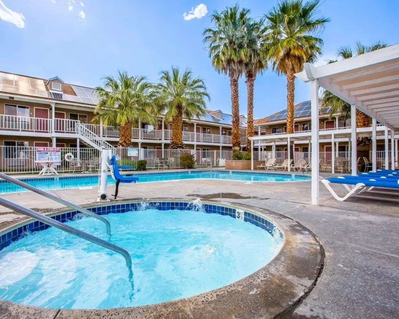 Clarion Inn Near China Lake Naval Station - Image 1