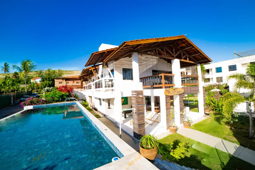 Inn Tribus Hotel - Image 1