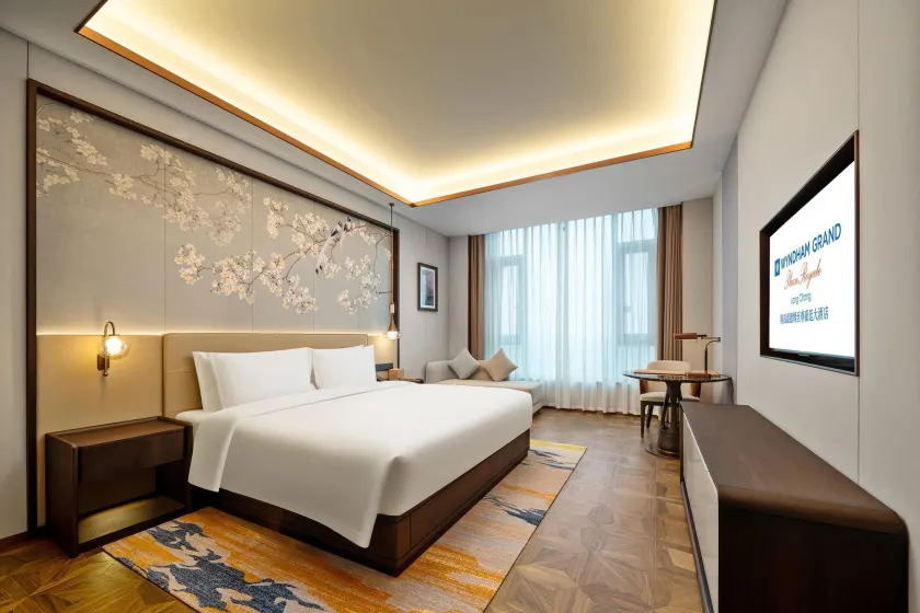 Wyndham Grand Plaza Royale Longchang - Image 1