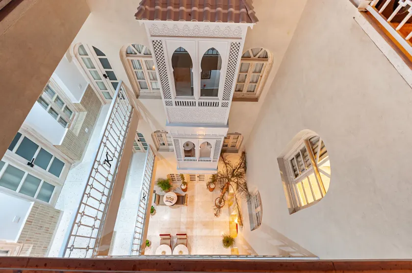 Riad K-White - Image 1