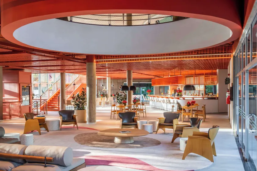 Almenat Embu das Artes, Tapestry Collection by Hilton - Image 1