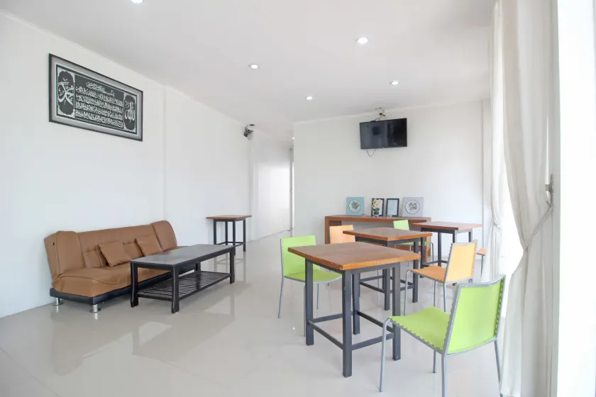 RedDoorz @ Jalan Ringroad Selatan - Lobby