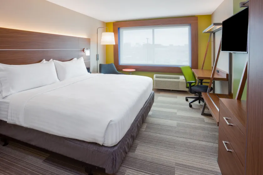Holiday Inn Express and Suites Des Moines Downtown by IHG - Image 1