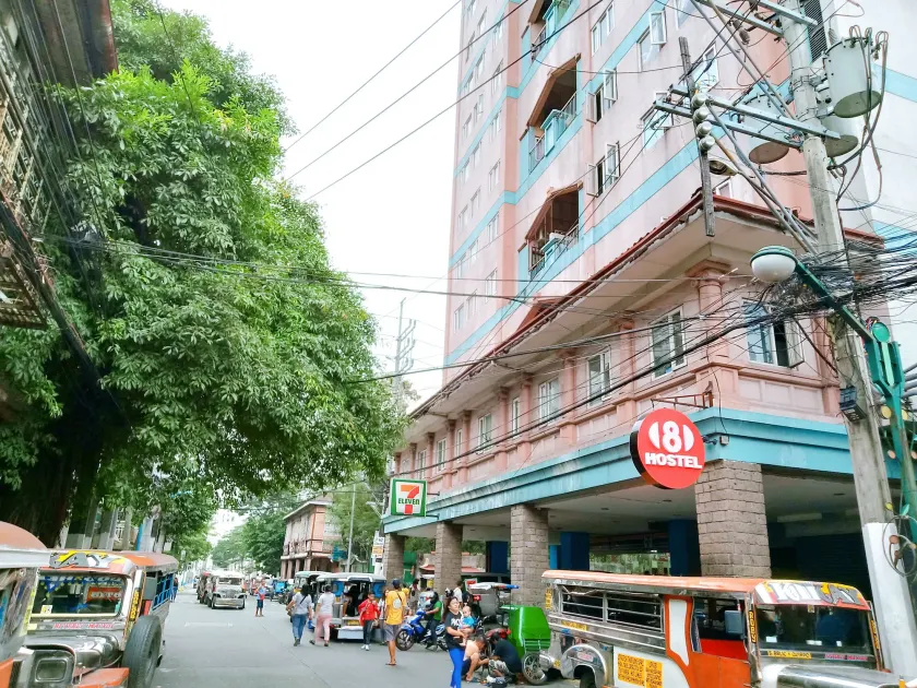 8Hostel - Image 1