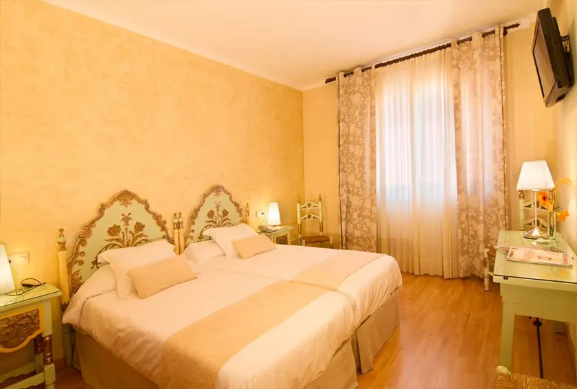 Hotel Rosa & Spa Begur - Image 1