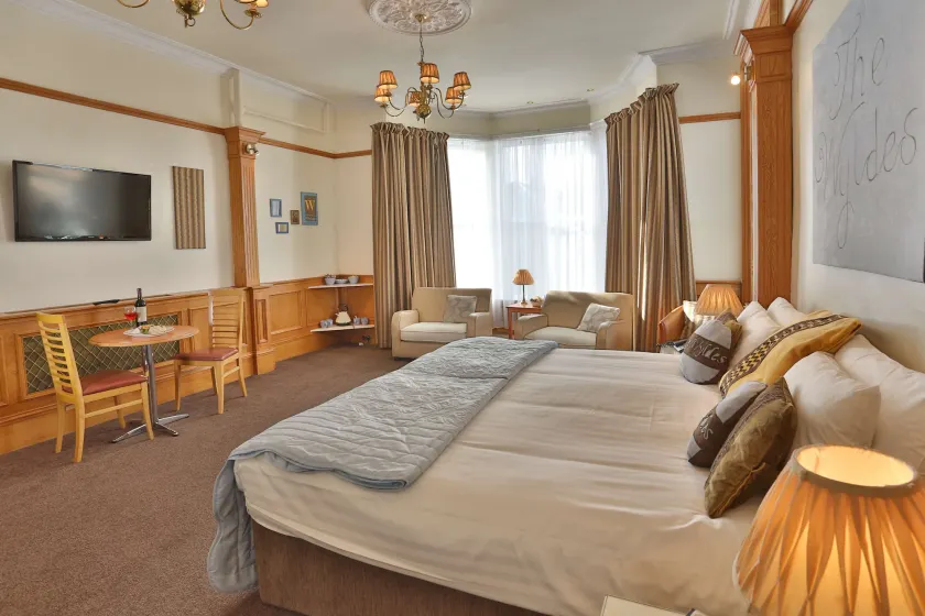 Woodlands Hotel, BW Signature Collection - Image 1