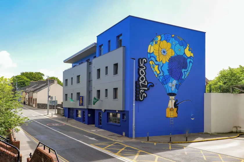 Snoozles Galway City Centre - Image 1