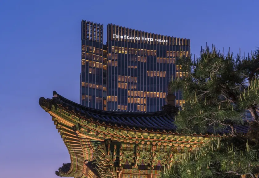 Four Seasons Hotel Seoul - Image 1