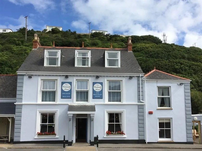 Portreath Arms - Image 1