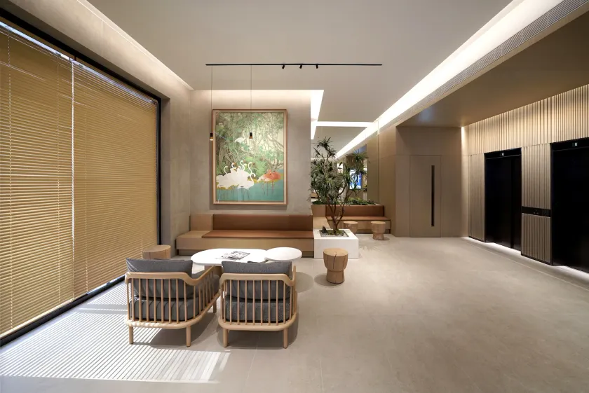 Stage Well Hotel - Image 1