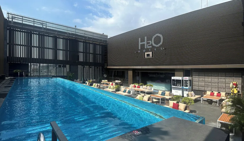 H2O HOTEL - Image 1