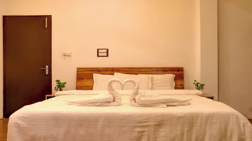 Meadowlark - Room