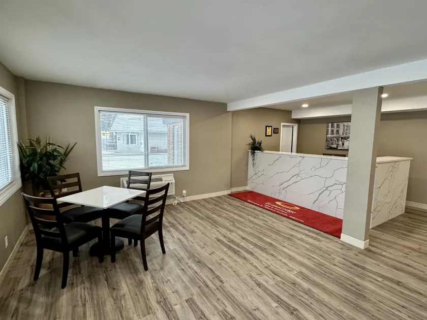 Econo Lodge Inn & Suites - Réception