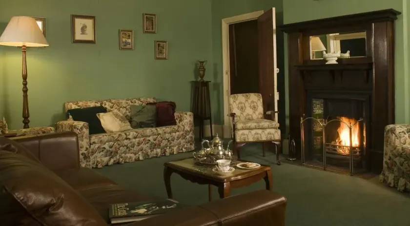 Imperial Fine Accommodation - Image 1