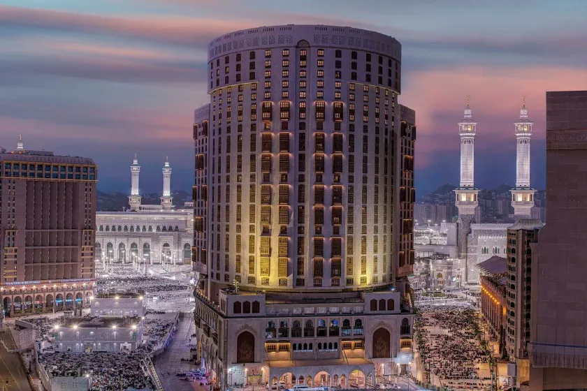 Makkah Hotel - Image 1