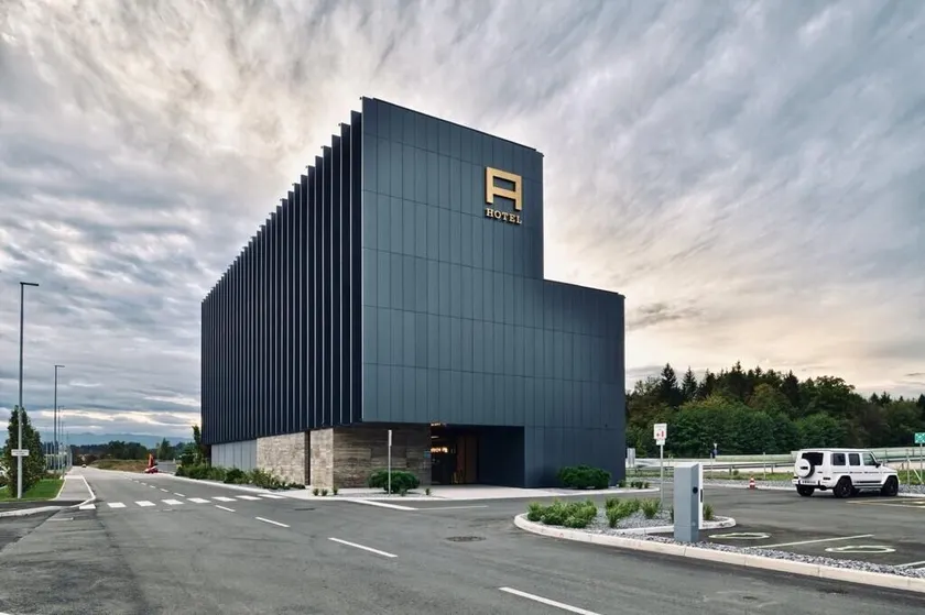 Hotel A plus - Image 1