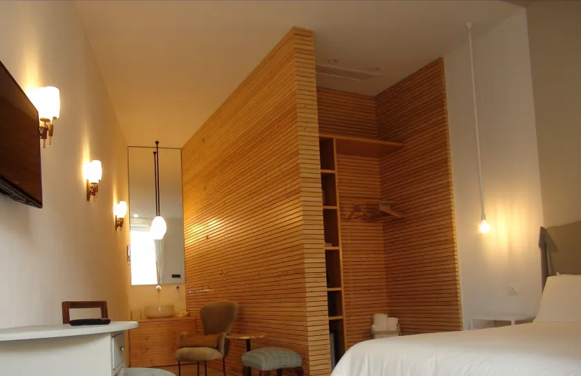Room 55 - Image 1