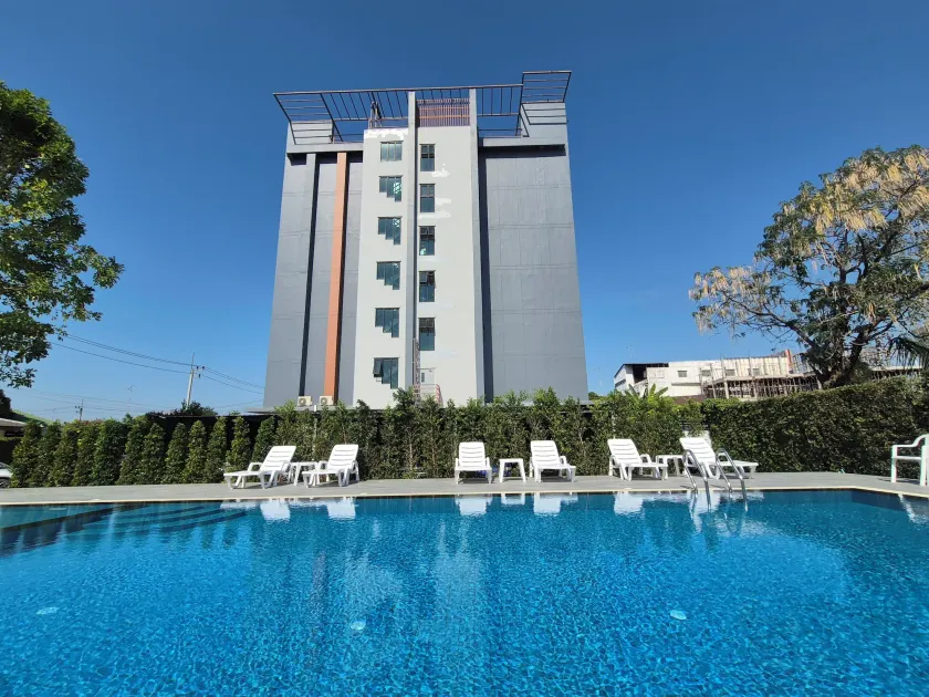 Premier Luxe Hotel โรงแรมพรีเมียร์ลักซ์ - Image 1