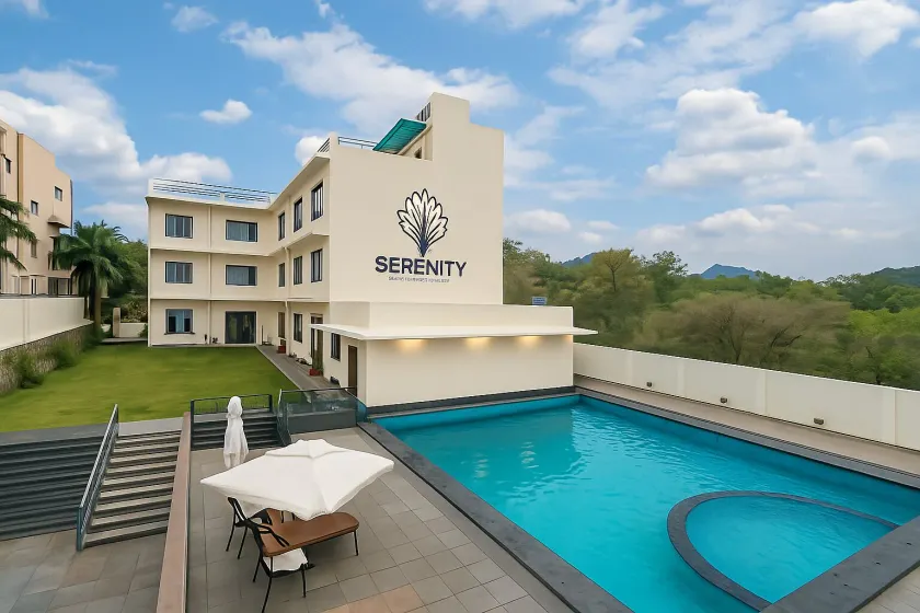 Serenity Hill Resort Near 2Km Fateh Sagar Lake Udaipur - Image 1